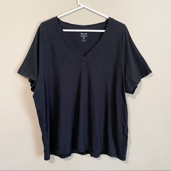 Madewell Tops - Madewell Black Cotton V Neck Tee